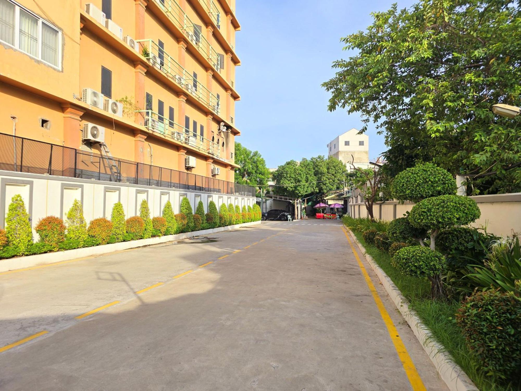 Joli Hotel Phnompen Kültér fotó